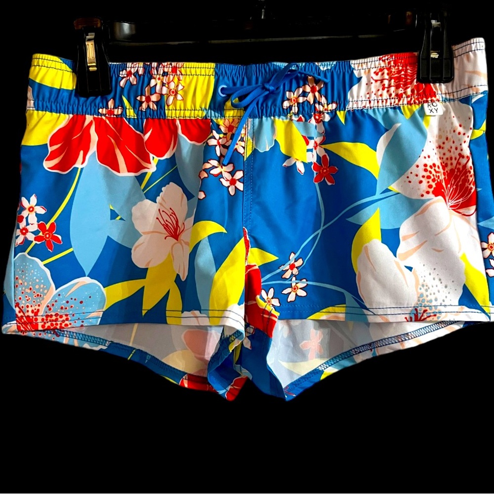 Roxy Swim Cover Up Shorts SZ L 2” Inseam